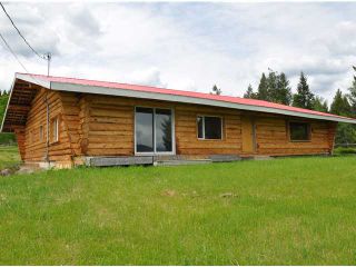 Photo 2: 7680 WEST FRASER Road in Quesnel: Quesnel Rural - South House for sale (Quesnel (Zone 28))  : MLS®# N218963