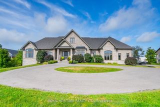 Photo 2: 111 Cawkers Cove Road in Scugog: Rural Scugog House (Bungalow) for sale : MLS®# E8040782