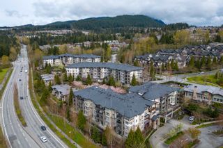 Photo 2: 206 1330 GENEST Way in Coquitlam: Westwood Plateau Condo for sale in "THE LANTERNS" : MLS®# R2776636