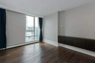 Photo 17: 2203 1201 MARINASIDE Crescent in Vancouver: Yaletown Condo for sale in "PENINSULA" (Vancouver West)  : MLS®# R2872096