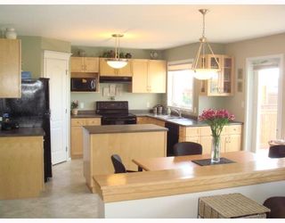 Photo 4: 23 WILFORD Close in WINNIPEG: St Vital Residential for sale (South East Winnipeg)  : MLS®# 2808347
