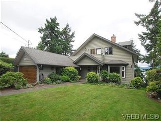 Photo 1: 10796 Madrona Drive in NORTH SAANICH: NS Deep Cove Single Family Detached for sale (North Saanich)  : MLS®# 295112