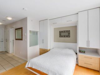 Photo 10: 707 1225 RICHARDS Street in Vancouver: Downtown VW Condo for sale in "THE EDEN" (Vancouver West)  : MLS®# V1112372