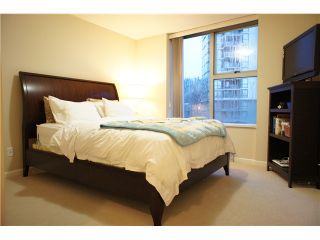 Photo 8: 607 295 GUILDFORD Way in Port Moody: North Shore Pt Moody Condo for sale in "THE BENTLEY" : MLS®# V868346