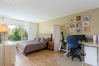 Photo 13: 304 625 PARK Crescent in New Westminster: GlenBrooke North Condo for sale in "WESTHAVEN" : MLS®# R2189118