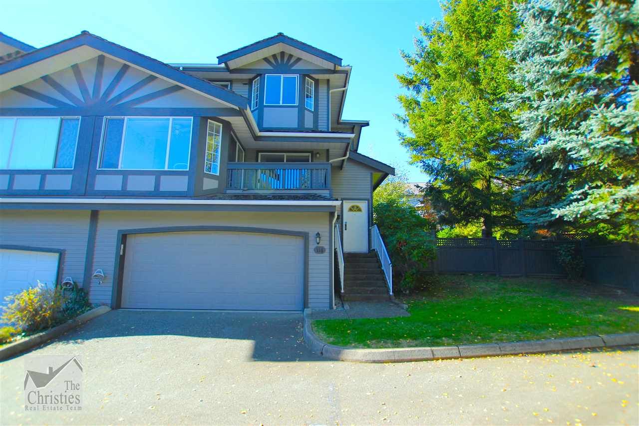 Main Photo: 116 1685 PINETREE Way in Coquitlam: Westwood Plateau Townhouse for sale in "THE WILTSHIRE" : MLS®# R2117168