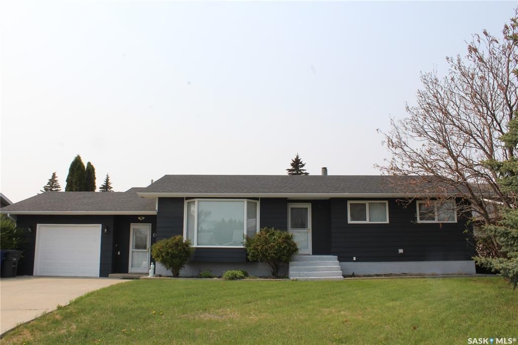 Main Photo: 605 4th Street West in Wilkie: Residential for sale : MLS®# SK929763