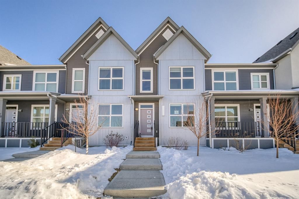 Main Photo: 112 Carringvue Way NW in Calgary: Carrington Row/Townhouse for sale : MLS®# A2034394