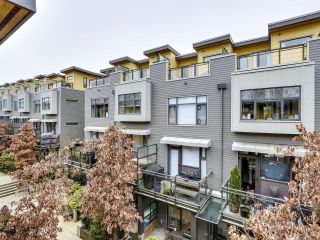 Photo 22: 3770 COMMERCIAL Street in Vancouver: Victoria VE Townhouse for sale in "BRIX" (Vancouver East)  : MLS®# R2647553