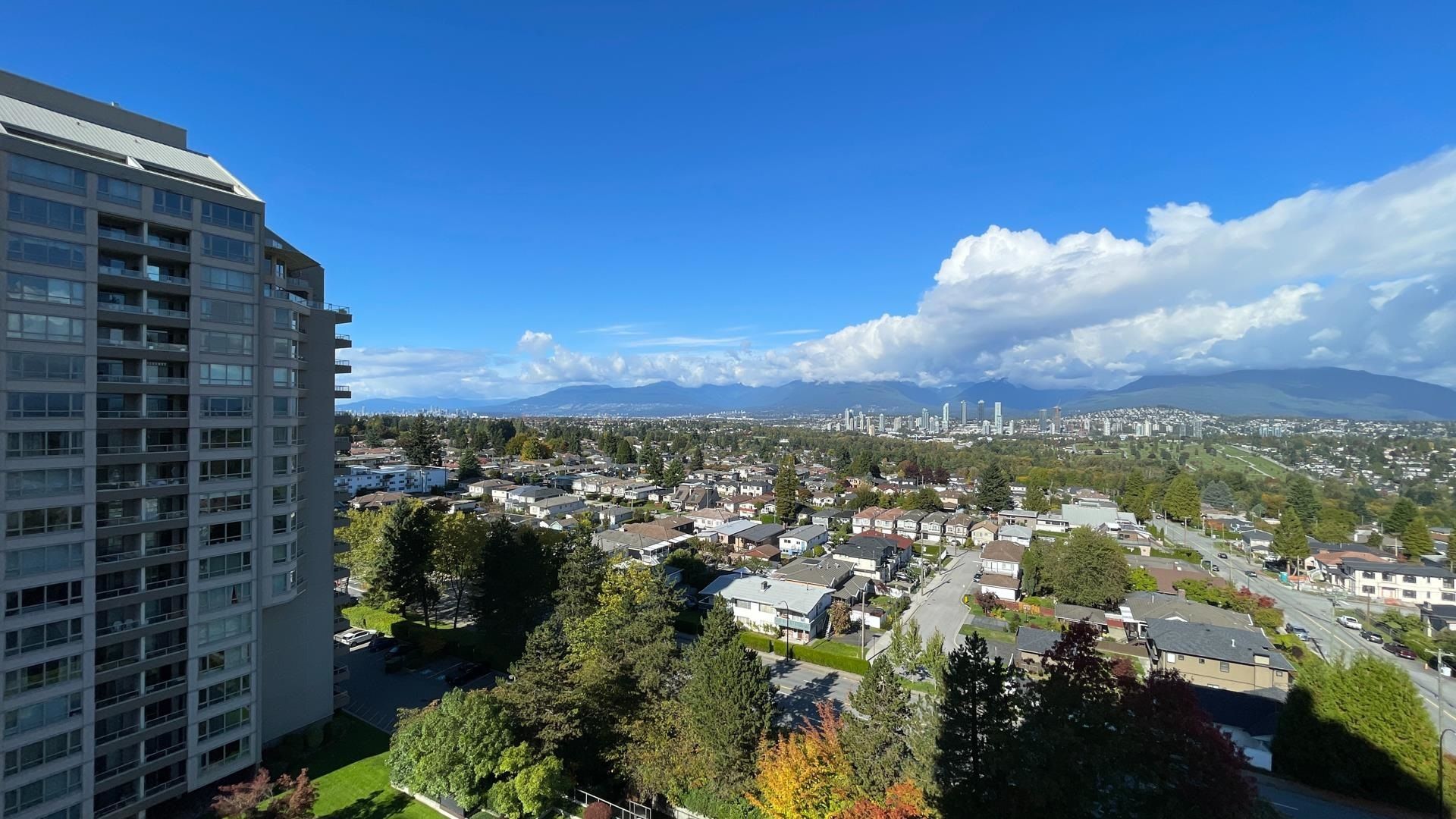 Main Photo: 1404 6055 NELSON AVENUE in Burnaby: Forest Glen BS Condo for sale (Burnaby South)  : MLS®# R2624663