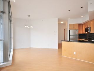 Photo 4: 1205 1050 SMITHE Street in Vancouver: West End VW Condo for sale in "THE STERLING" (Vancouver West)  : MLS®# V820853