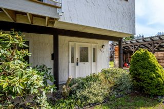Photo 5: 450 Willemar Ave in Courtenay: CV Courtenay City Full Duplex for sale (Comox Valley)  : MLS®# 928411