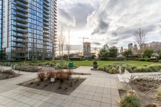 Photo 23: 902-2225 Holdom Ave in Burnaby: Condo for sale (Burnaby North)  : MLS®# R2463125
