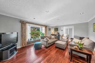 Photo 6: 7114 PAULUS Crescent in Burnaby: Montecito House for sale in "MONTECITO" (Burnaby North)  : MLS®# R2755267