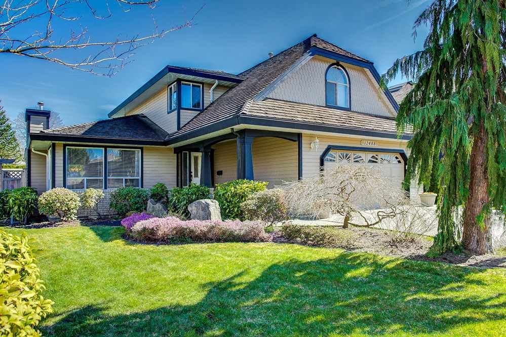Main Photo: 12488 204 Street in Maple Ridge: Northwest Maple Ridge House for sale in "McKinney Creek Estate" : MLS®# R2354058