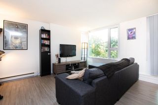 Photo 2: 302 1566 W 13TH Avenue in Vancouver: Fairview VW Condo for sale in "Royal Gardens" (Vancouver West)  : MLS®# R2626164