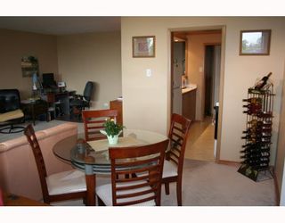 Photo 5:  in WINNIPEG: Fort Rouge / Crescentwood / Riverview Condominium for sale (South Winnipeg)  : MLS®# 2915624