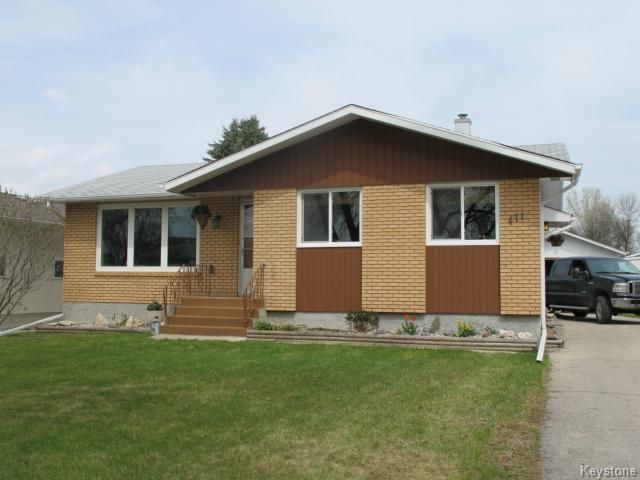 Main Photo:  in WINNIPEG: North Kildonan Residential for sale (North East Winnipeg)  : MLS®# 1511206