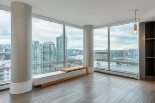 Photo 11: 2203 1201 MARINASIDE Crescent in Vancouver: Yaletown Condo for sale in "PENINSULA" (Vancouver West)  : MLS®# R2872096