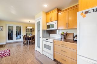 Photo 13: 5889 Tweedsmuir Cres in Nanaimo: Na North Nanaimo House for sale : MLS®# 871861