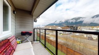 Photo 16: 308 1466 PEMBERTON Avenue in Squamish: Downtown SQ Condo for sale in "Marina Estates" : MLS®# R2666415