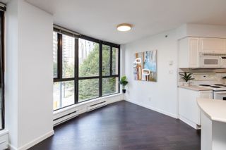 Photo 6: 305 488 HELMCKEN Street in Vancouver: Yaletown Condo for sale in "Robinson Towers" (Vancouver West)  : MLS®# R2714860