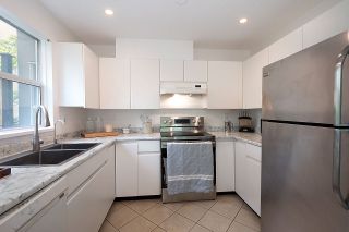 Photo 9: 106 655 W 13TH AVENUE in Vancouver: Fairview VW Condo for sale (Vancouver West)  : MLS®# R2465247