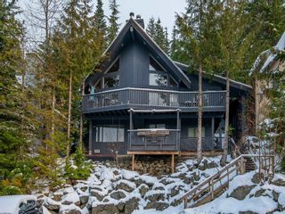 Photo 2: 2270 BRANDYWINE Way in Whistler: Bayshores House for sale : MLS®# R2838312