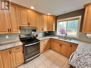 Photo 8: 376 REDDEN ROAD in Quesnel: House for sale : MLS®# R2797781