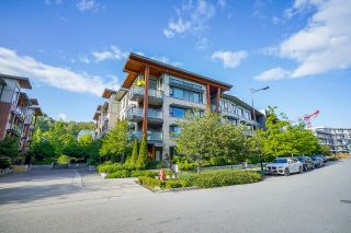 Photo 3: 320 3163 RIVERWALK Avenue in Vancouver: South Marine Condo for sale (Vancouver East)  : MLS®# R2598025