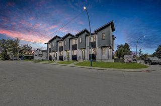 Photo 2: 2119 12 Street NW in Calgary: Capitol Hill Row/Townhouse for sale : MLS®# A1056315