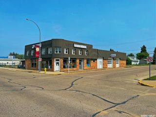 Photo 1: 300 1st Avenue East in Nipawin: Commercial for sale : MLS®# SK938508