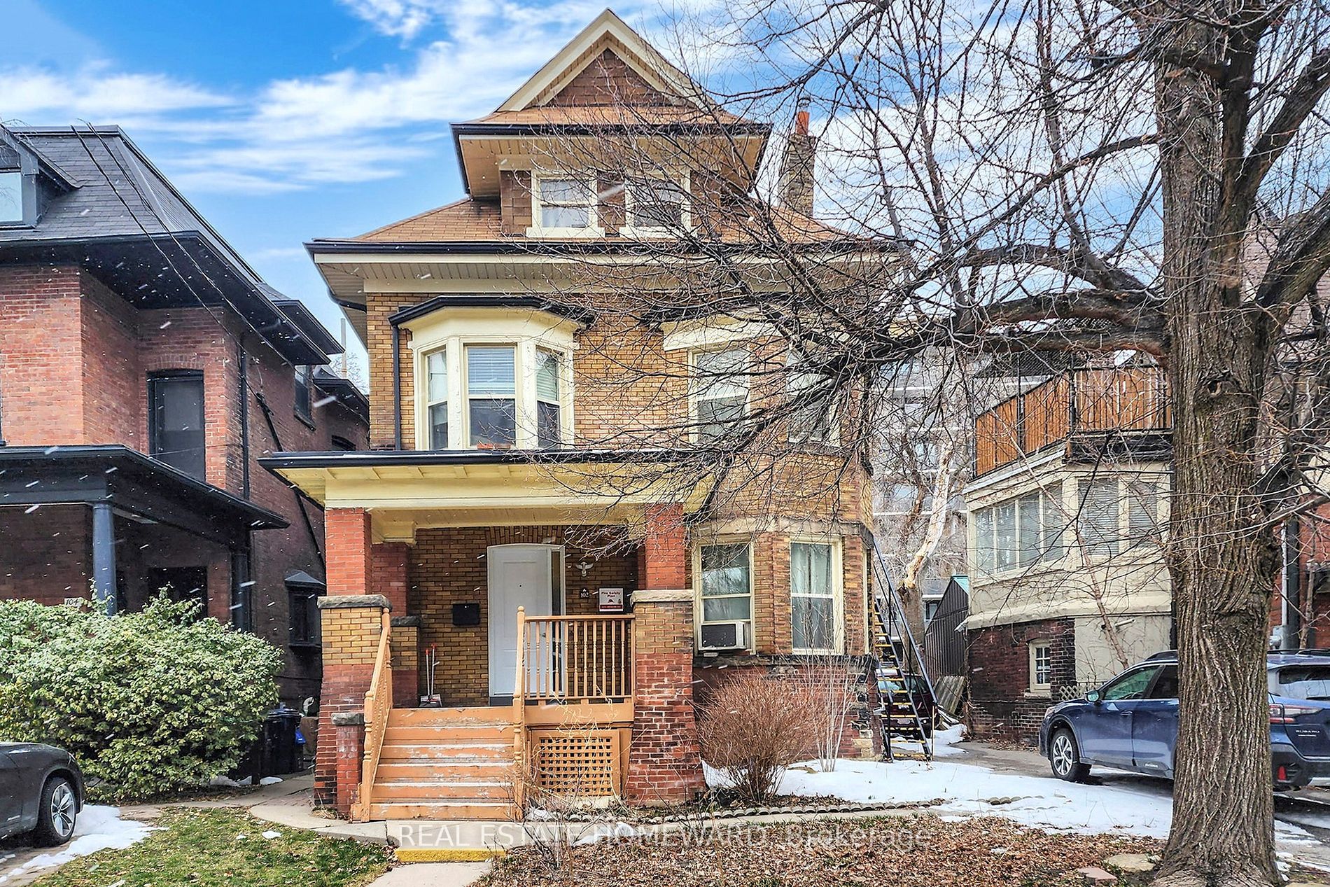 Main Photo: 102 Bernard Avenue in Toronto: Annex House (2 1/2 Storey) for sale (Toronto C02)  : MLS®# C6791756
