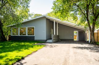 Photo 1: Woodhaven Bungalow: House for sale (Winnipeg) 
