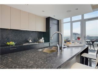Photo 11: 4001 1372 SEYMOUR Street in Vancouver: Downtown VW Condo for sale in "THE MARK" (Vancouver West)  : MLS®# V1071762