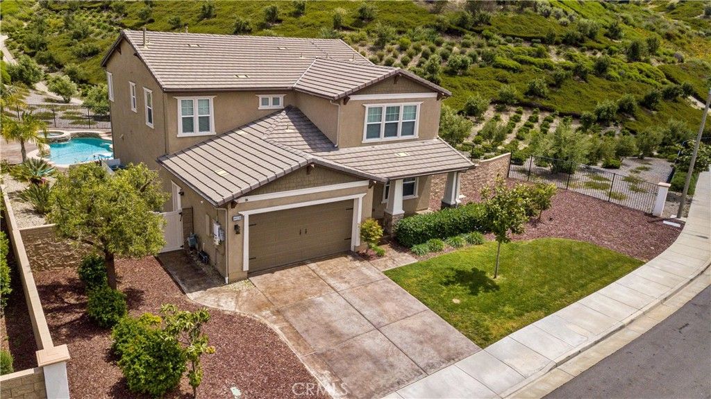 Main Photo: 44330 Phelps Street in Temecula: Residential for sale (SRCAR - Southwest Riverside County)  : MLS®# OC23076056