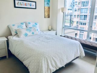 Photo 12: 710 1088 RICHARDS Street in Vancouver: Yaletown Condo for sale in "Richards Living" (Vancouver West)  : MLS®# R2349020