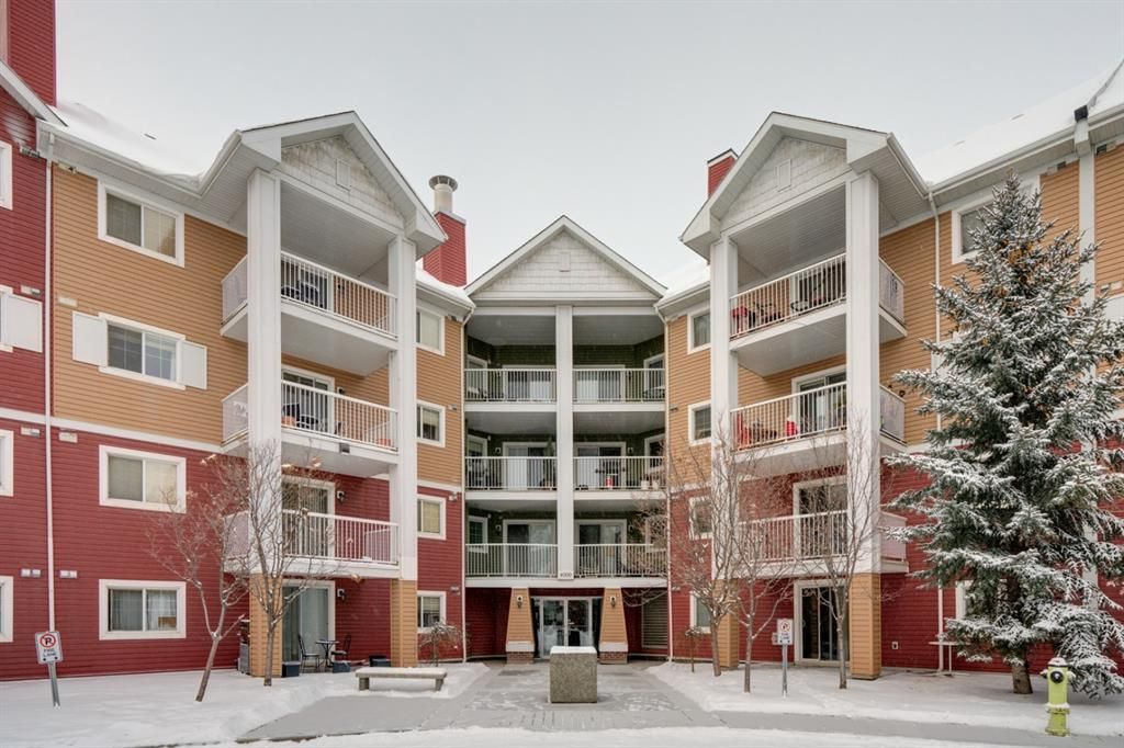 Photo 2: Photos: 4207 10 Prestwick Bay SE in Calgary: McKenzie Towne Apartment for sale : MLS®# A1168722