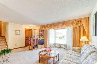 Photo 7: 147 Sandstone Place NW in Calgary: Sandstone Valley Detached for sale : MLS®# A2053721