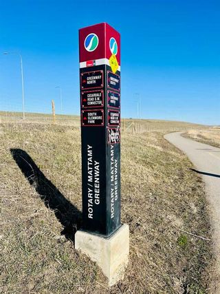Photo 32: 71 Cedardale Mews SW in Calgary: Cedarbrae Detached for sale : MLS®# A2124014
