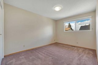 Photo 17: 64 Woodview Court SW in Calgary: Woodlands Detached for sale : MLS®# A2128977