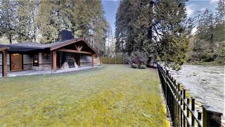 Photo 2: 1020 SEYMOUR BOULEVARD in North Vancouver: Seymour NV House for sale : MLS®# R2290794