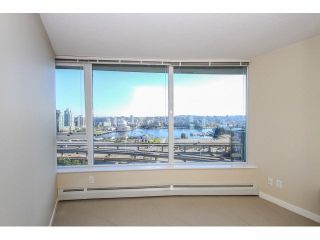Photo 12: 2102 58 KEEFER Place in Vancouver: Downtown VW Condo for sale in "FIRENZE" (Vancouver West)  : MLS®# V1085431