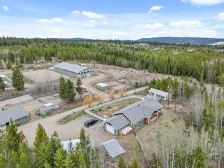 Photo 5: 6594 FOOTHILLS Road in 100 Mile House: 100 Mile House - Rural House for sale : MLS®# R2880944