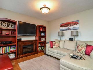 Photo 4: 697 Steenbuck Dr in CAMPBELL RIVER: CR Campbell River Central House for sale (Campbell River)  : MLS®# 771117