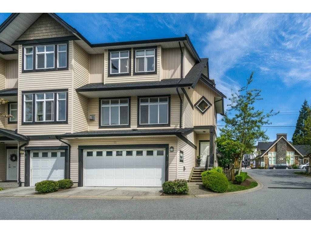 Main Photo: 1 19932 70 Avenue in Langley: Willoughby Heights Townhouse for sale in "SUMMERWOOD" : MLS®# R2162359