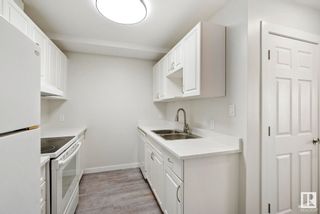 Photo 15: 1168 KNOTTWOOD Road E in Edmonton: Zone 29 Townhouse for sale : MLS®# E4382971