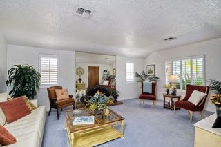 Photo 5: KENSINGTON House for sale : 3 bedrooms : 4032 S Hempstead Cir in San Diego