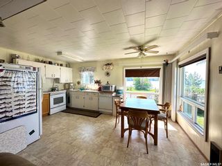 Photo 4: 205 Lakeshore Drive in Chitek Lake: Residential for sale : MLS®# SK934932
