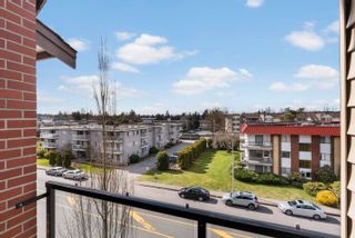 Photo 17: 433 5660 201A Street in Langley: Langley City Condo for sale in "Paddington Station" : MLS®# R2760121